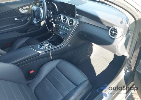 2019 Mercedes-Benz C 300 4Matic из США, поврежденный, VIN WDDWJ8EB5KF929624